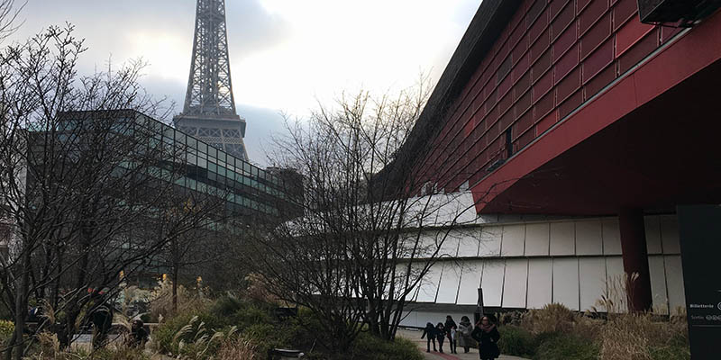 Modern architecture in Paris Musee du quai Branly by Ateliers Jean Nouvel