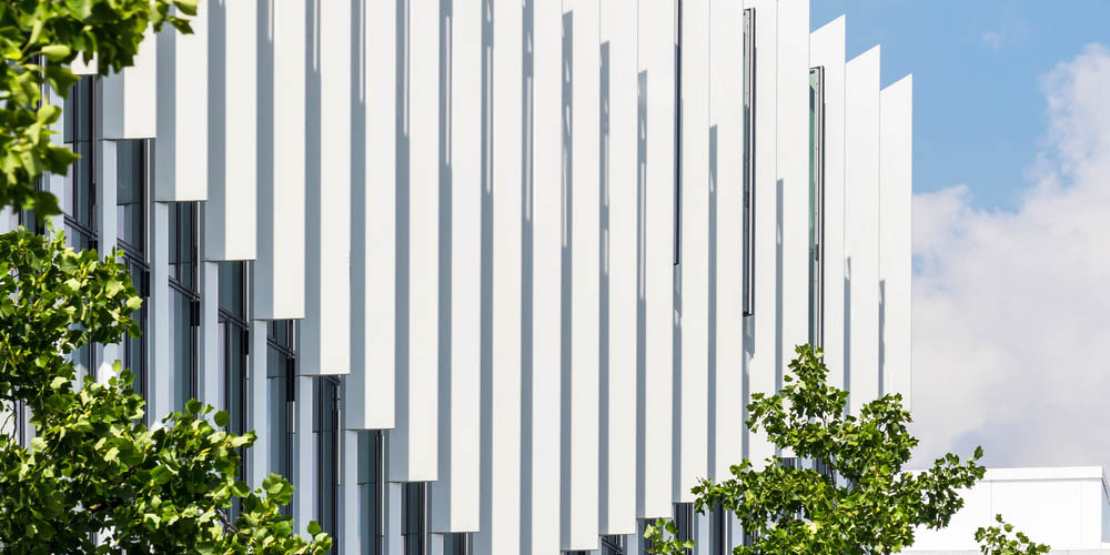 SHIFT office building by Arte Charpentier Architectes